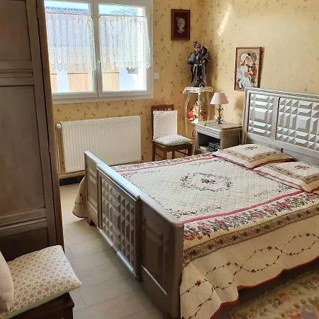 Tatil Evi Maison Familiale Spacieuse Avec Jardin, Terrasse Ensoleillee Et Parking A - Fr-1-672-18